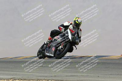 media/Mar-28-2022-Superbike Trackdays (Mon) [[b8603d0f67]]/Advanced Group (1pm-130pm)/Turn 9/